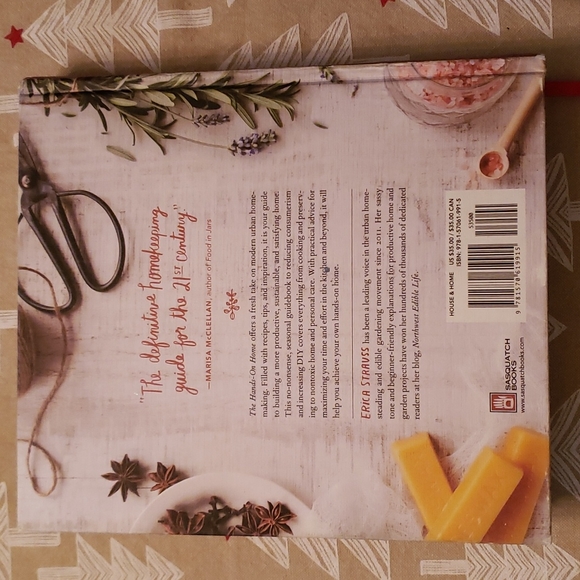 Book Seasonal guide to cooking, preserving, natural homekeeping - Picture 2 of 5